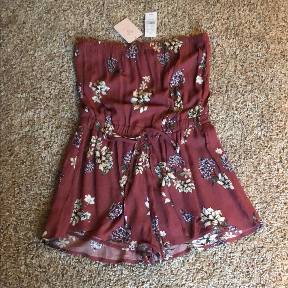 BRAND NEW pacsun romper